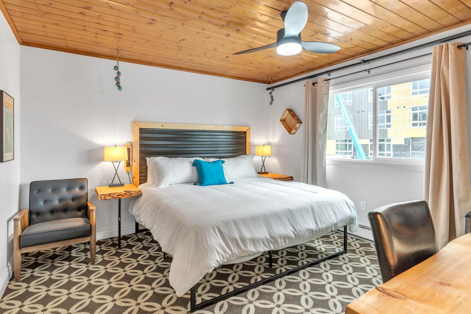 Highliner Hotel アンカレッジ 部屋 写真
